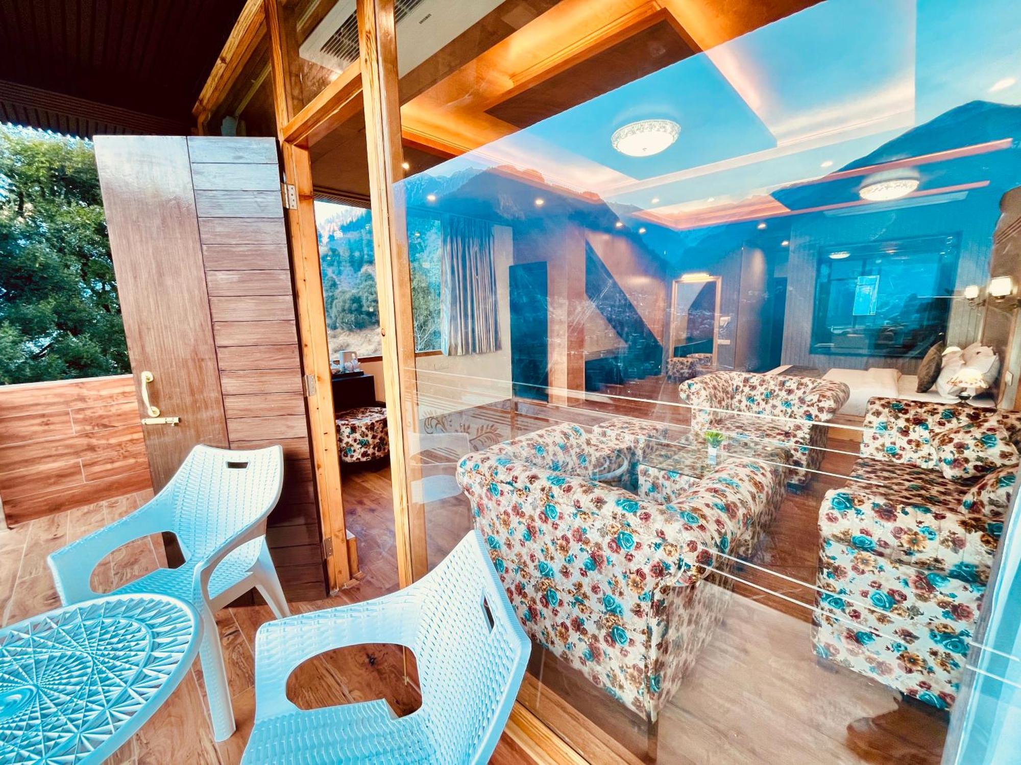 Naina Deventure Resort, Manali - Premium Rooms With Centrally Heated & Scenic View Екстер'єр фото