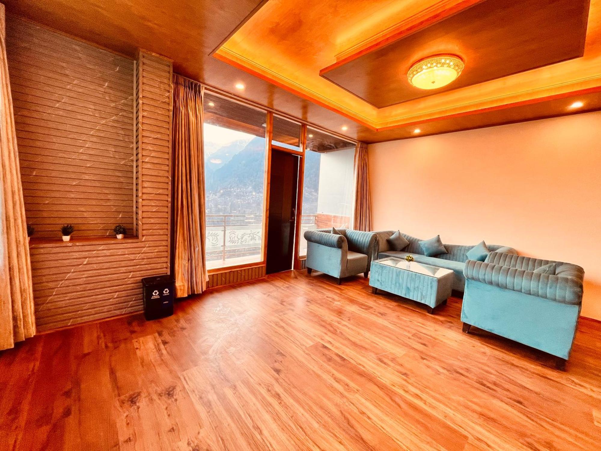 Naina Deventure Resort, Manali - Premium Rooms With Centrally Heated & Scenic View Екстер'єр фото