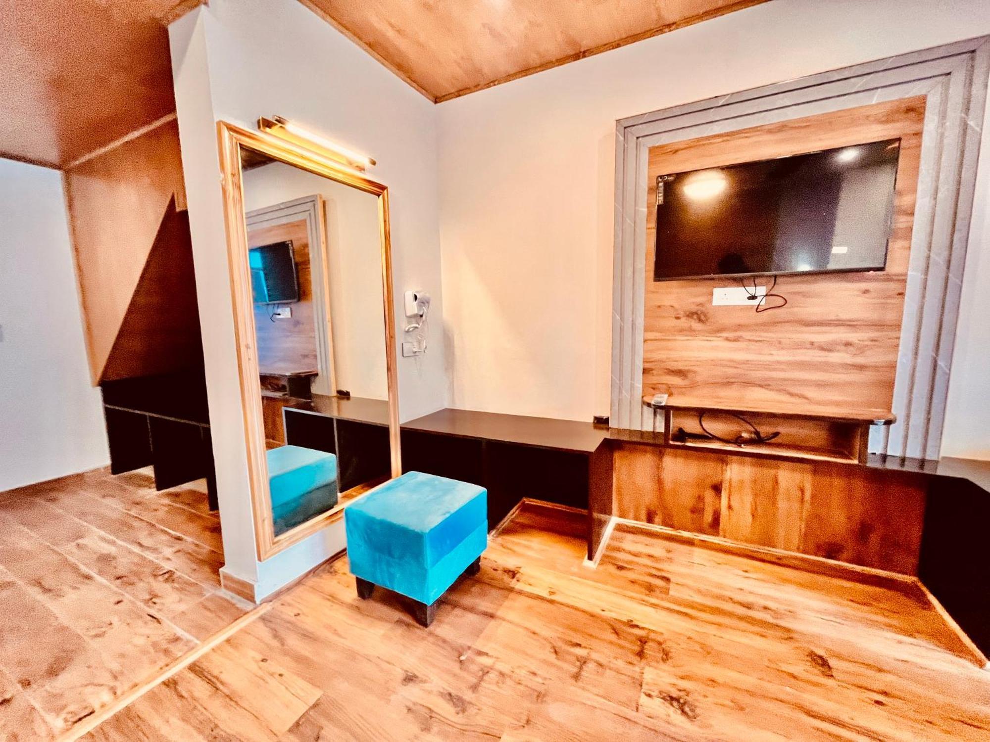 Naina Deventure Resort, Manali - Premium Rooms With Centrally Heated & Scenic View Екстер'єр фото