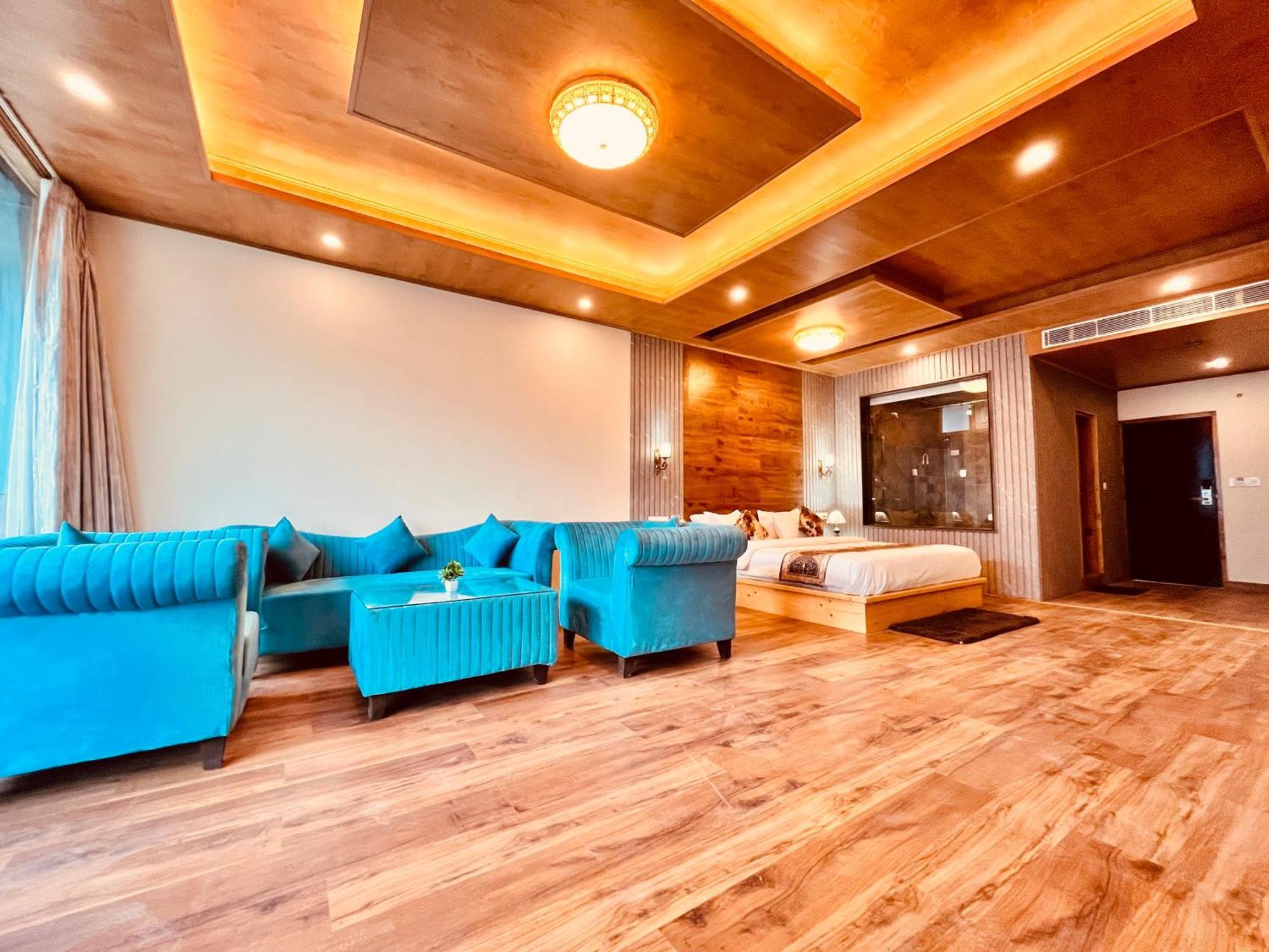 Naina Deventure Resort, Manali - Premium Rooms With Centrally Heated & Scenic View Екстер'єр фото