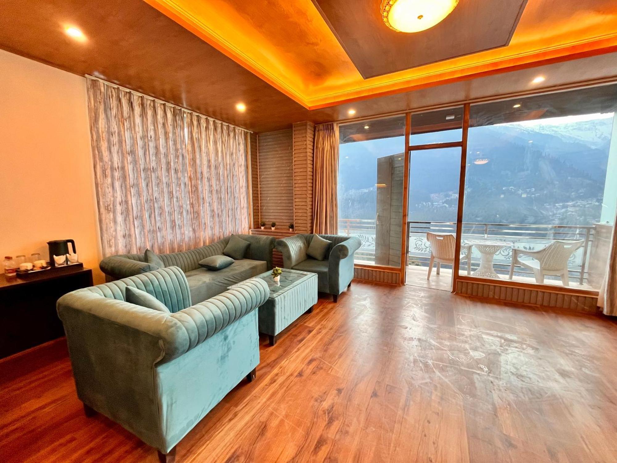 Naina Deventure Resort, Manali - Premium Rooms With Centrally Heated & Scenic View Екстер'єр фото
